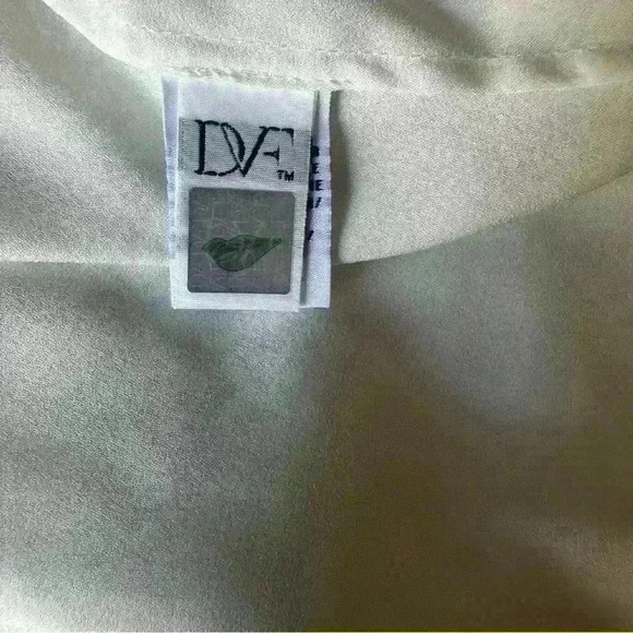 Diane Von Furstenberg Parvay Flutter Foil Top Size 0 - Picture 6 of 7